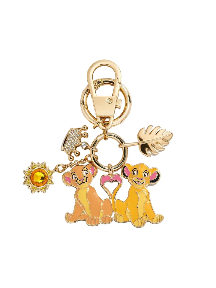 Keychain with Simba and Nala from 'The Lion King' on a white background