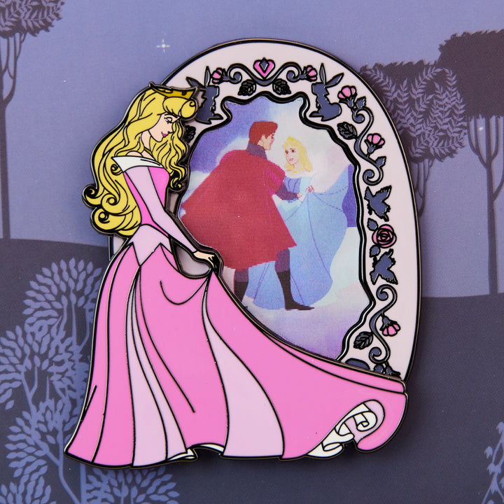 Loungefly Disney Sleeping Beauty Aurora Princess Lenticular Series 3" Collector Box Limited Edition Pin