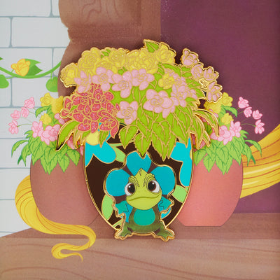 Disney Tangled Pascal Flowers Lenticular 3" Collector's Box Pin Limited Edition