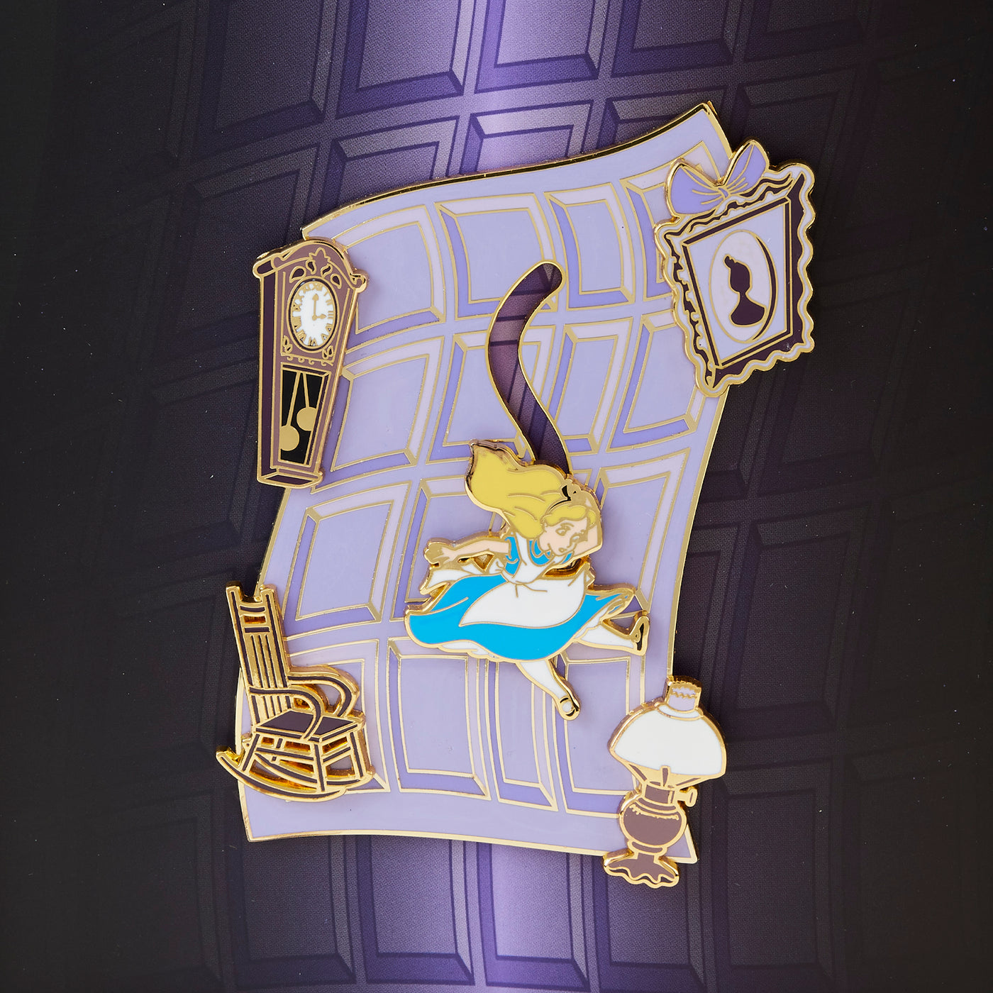 Disney Alice in Wonderland Falling Down the Rabbit Hole 3" Collector's Box Pin Limited Edition